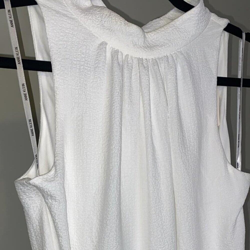 Anne Klein Men's Tiered Tie Neck Maxi - Picture 4 of 12